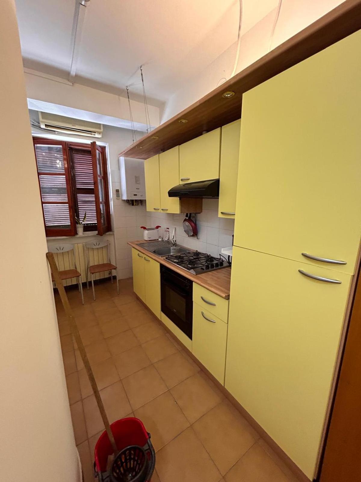 Mela's House B Apartment